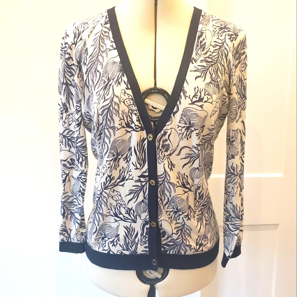 C Wonder Button Up Cardigan Lightweight Size Medi… - image 1